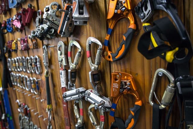 Distribuidores Oficiales